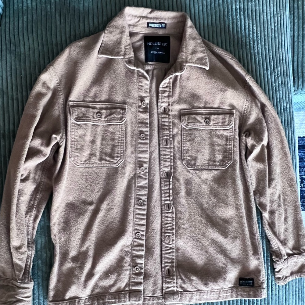 ✨Hollister Tan Lightweight overthrow